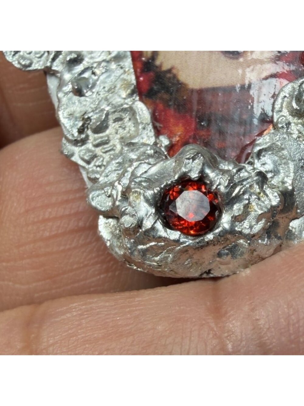 Echoes of Frida: Handcrafted Portrait Drop Earrings w/ Hessonite & Black Garnet - Picture 11 of 16